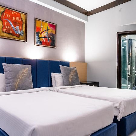 Hotel Pal Heights Бхубанешвара Экстерьер фото